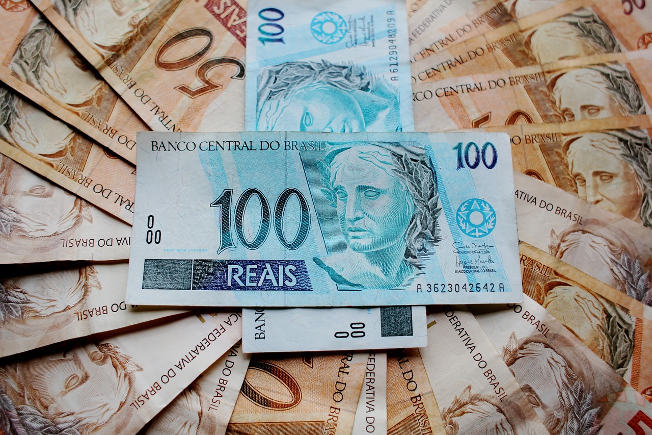 Dinheiro - Escritório de Contabilidade em Muriaé - Minas Gerais