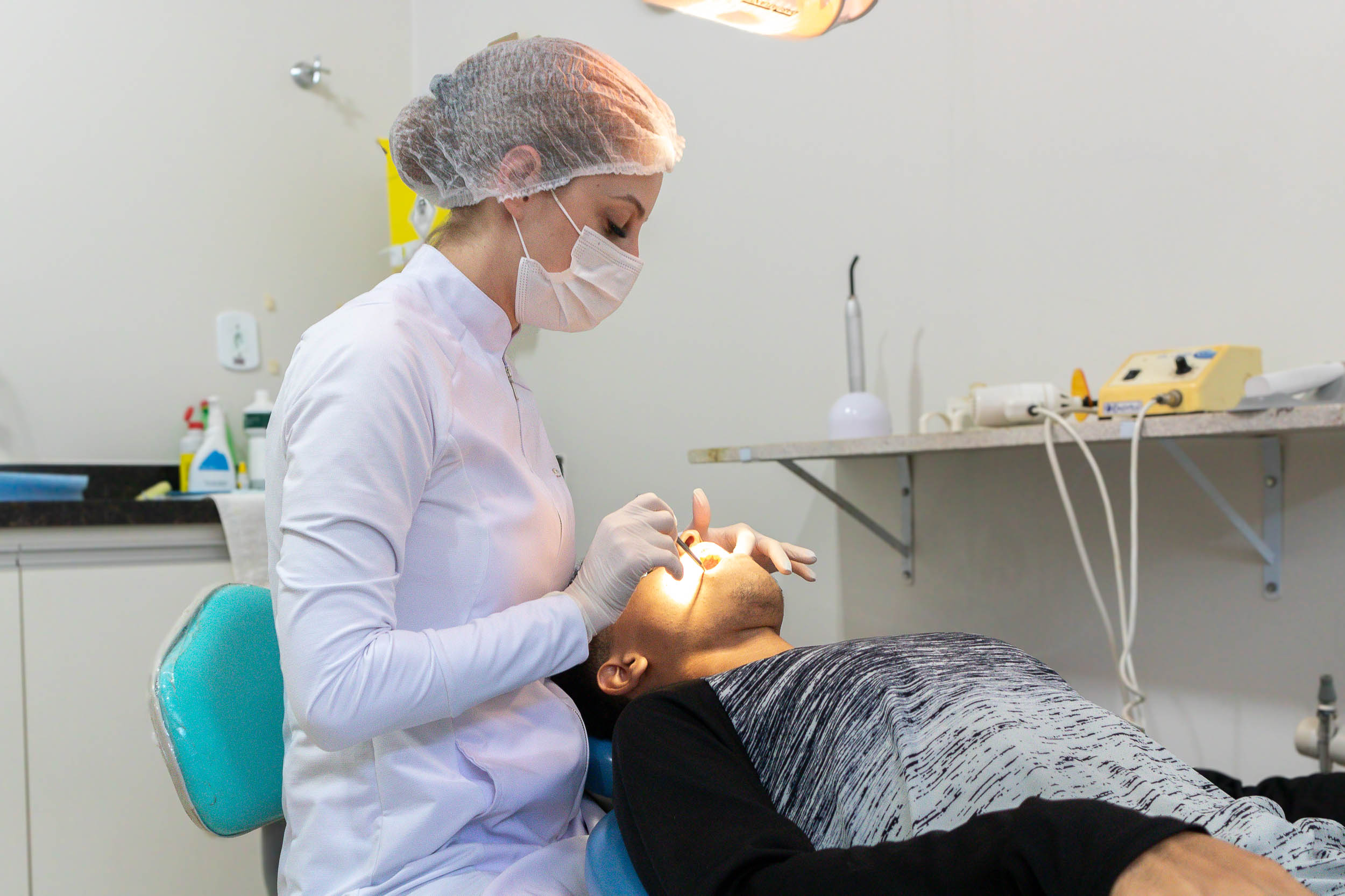 Dentista precisa emitir recibo
